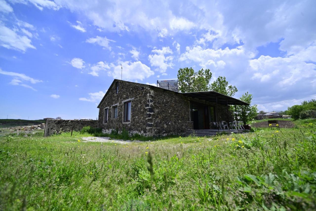Sevan Tarsus Guesthouse Tsovazard Εξωτερικό φωτογραφία
