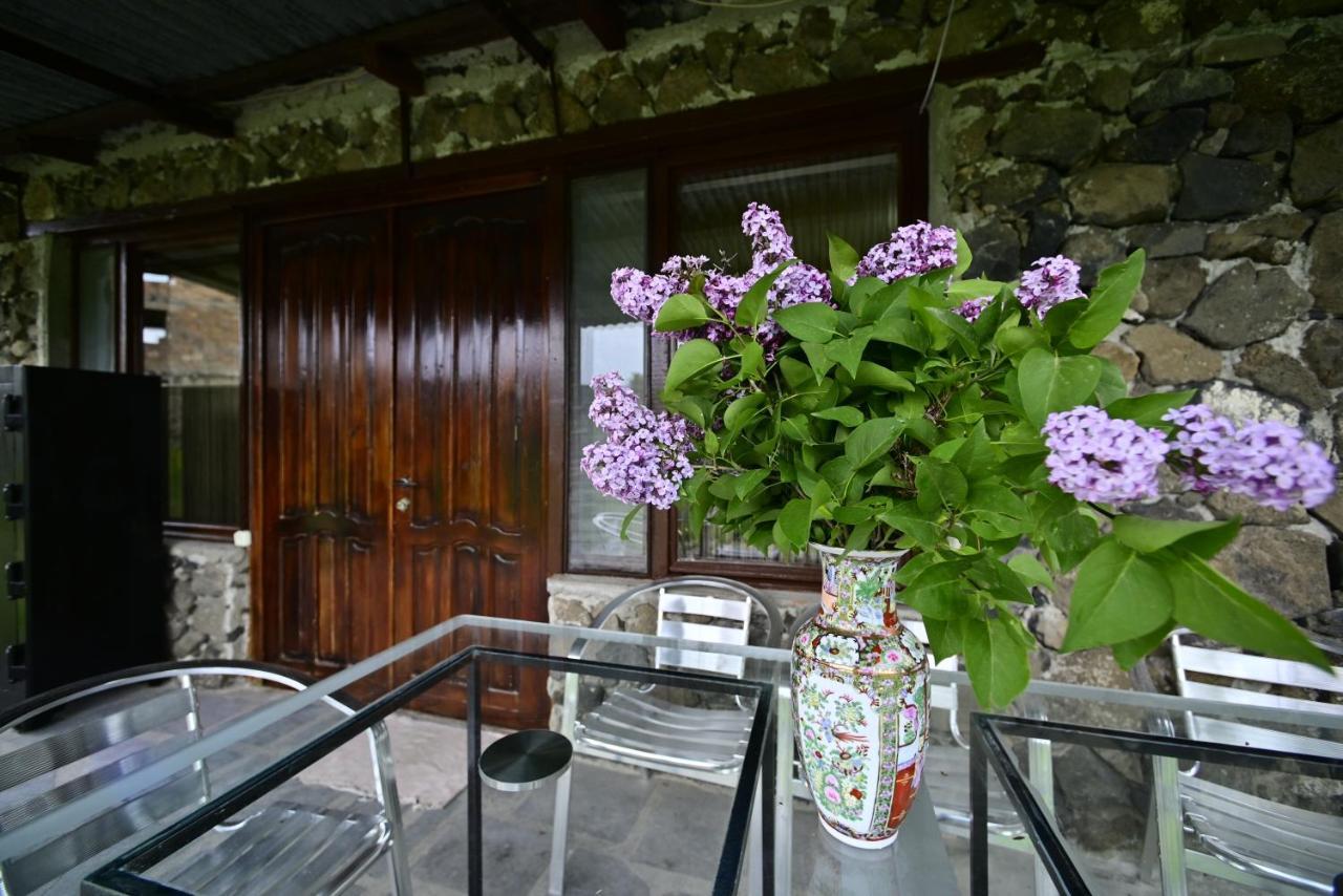 Sevan Tarsus Guesthouse Tsovazard Εξωτερικό φωτογραφία